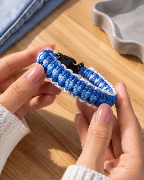Pulseira de macramê artesanal