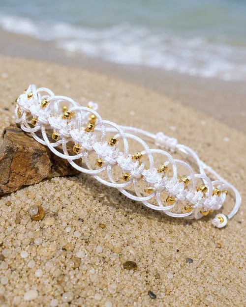 Pulseira de macramê artesanal